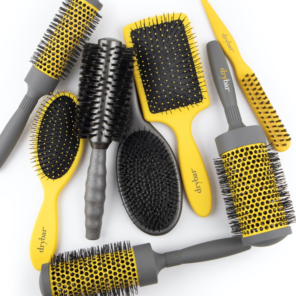 Ergonomic handle of Drybar Double Pint brush for comfortable styling