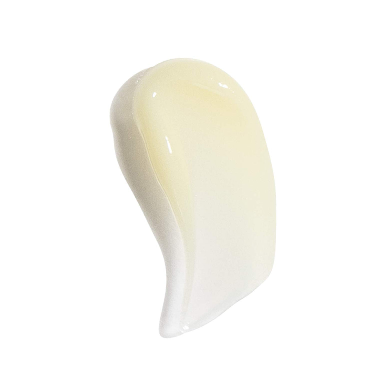 Ducray Kertyol P.S.O. lather demonstrates gentle cleansing for sensitive scalps.