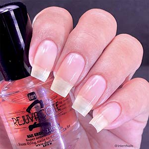 Duri Rejuvacote 2 moisture-seal on nail provides protective base coat effect.
