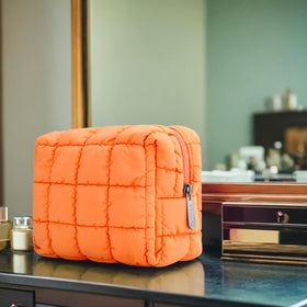 E-Tree makeup bag makes a thoughtful gift for birthdays and holidays.