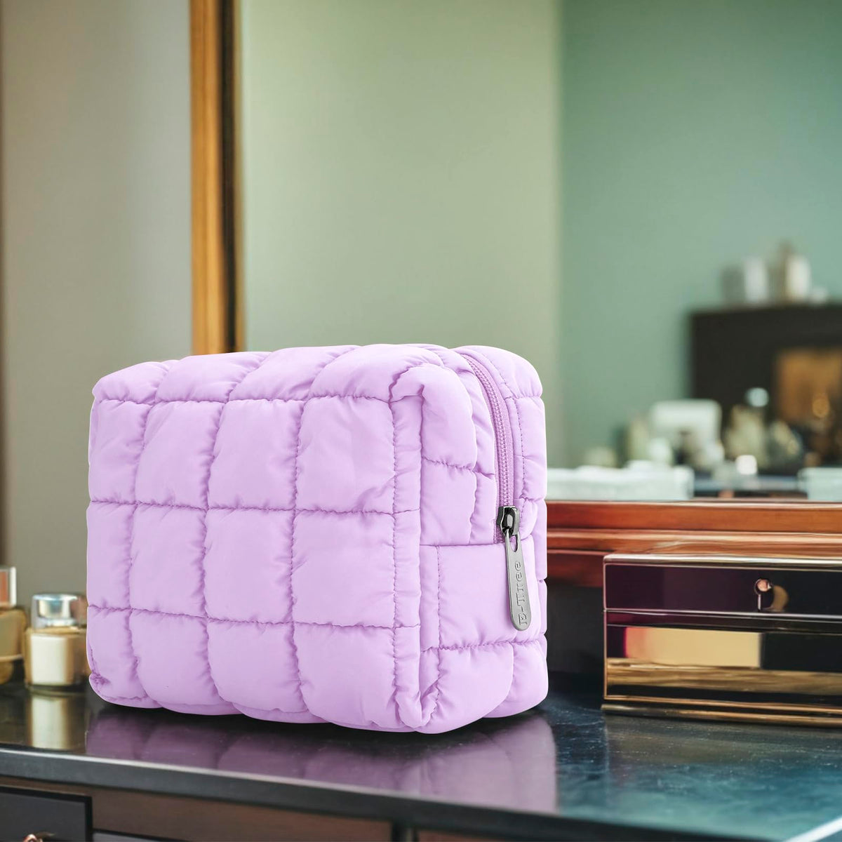 E-Tree purse-friendly travel case in purple keeps items neatly in one place.