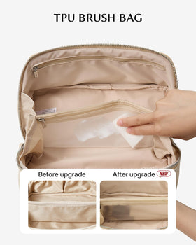 EACHY bag interior with inner pockets for lipsticks and tools