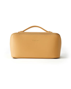 Eachy travel bag in hand demonstrates compact size with large capacity.