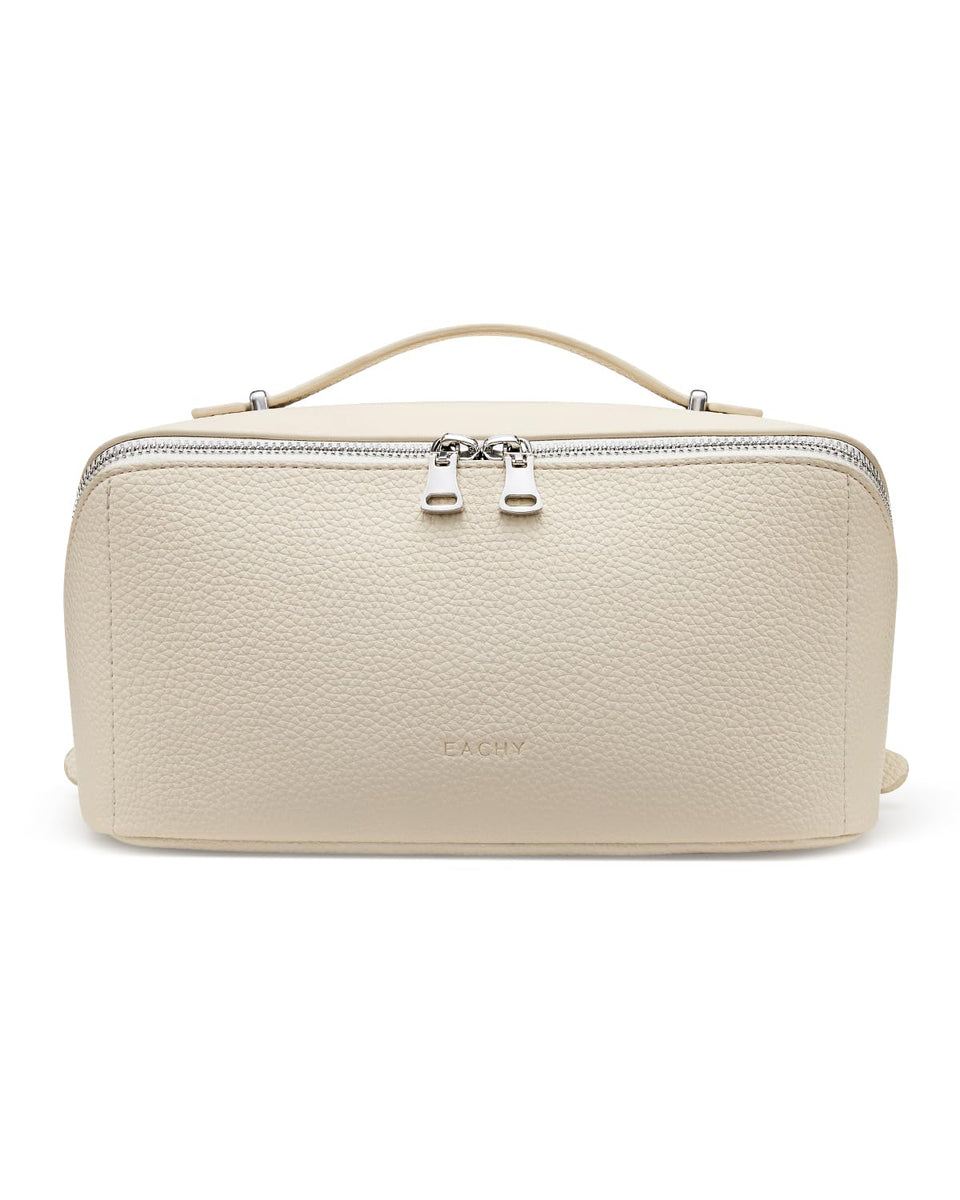 EACHY Travel Makeup Bag main compartment in lychee leather for organized travel