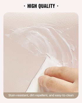 Eachy travel toiletry bag uses waterproof material to protect contents during travel.
