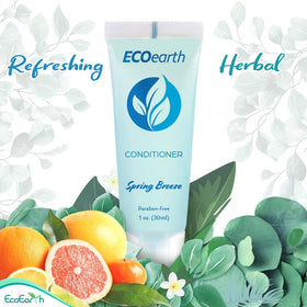 EcoEarth TSA-approved packaging for travel-friendly shampoo.