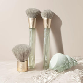 EcoTools Sea Gems travel case ready for on-the-go makeup.