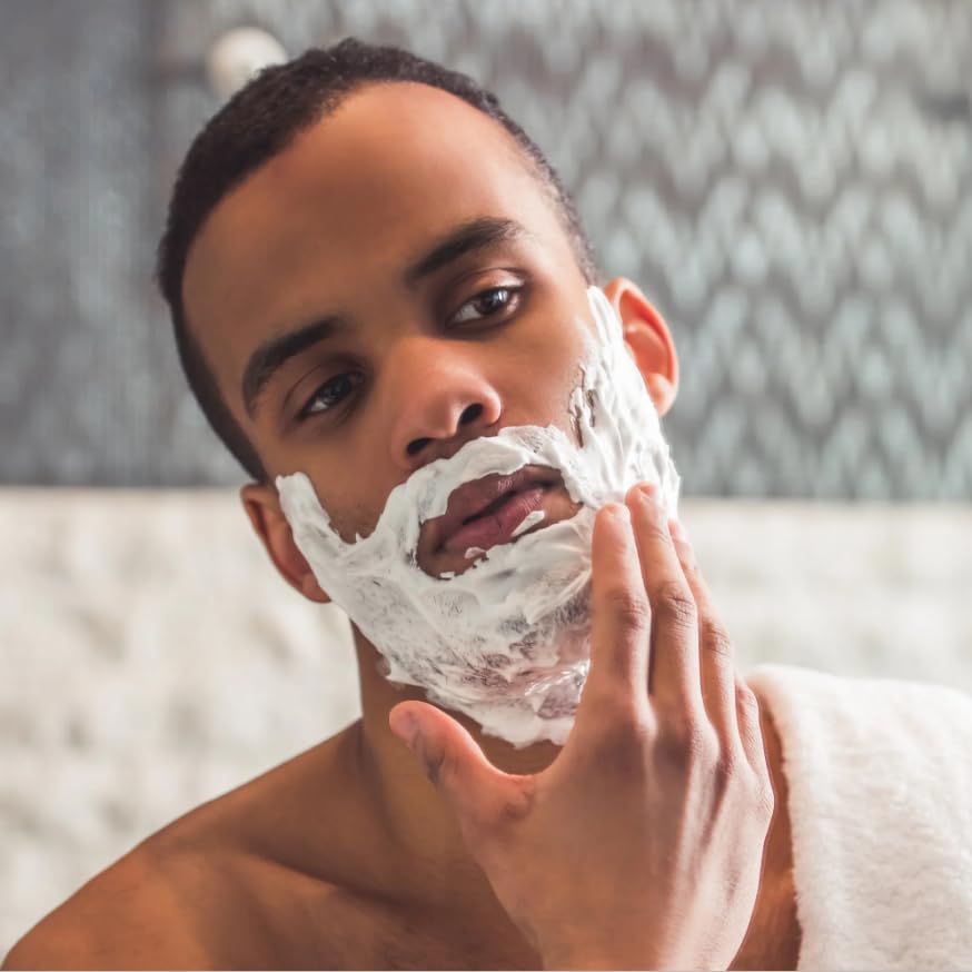 Edge Soothing Aloe Shave Gel keeps skin hydrated after shaving.
