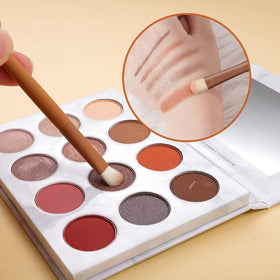 Eigshow highlighter brush for radiant, diffuse glow on cheekbones.