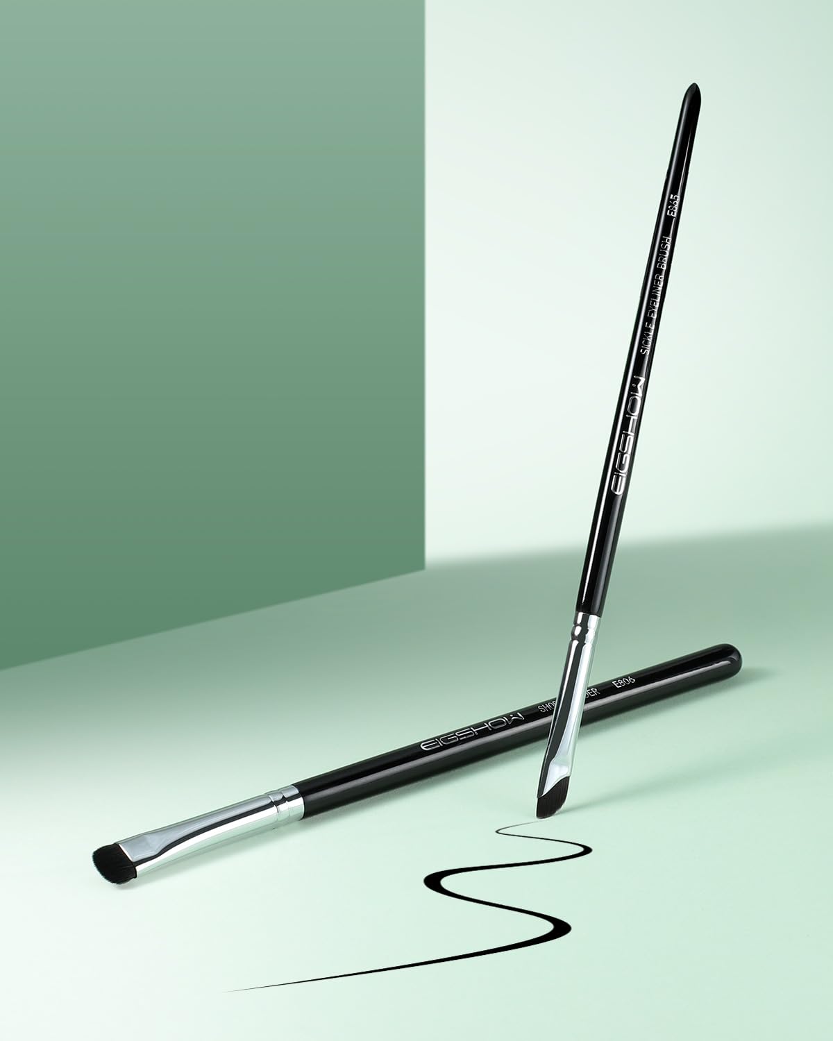 Eigshow precision eye tools enable controlled application for defined looks