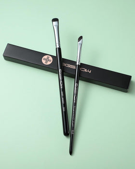 Eigshow winged liner tools help create sharp cat-eye looks with ease