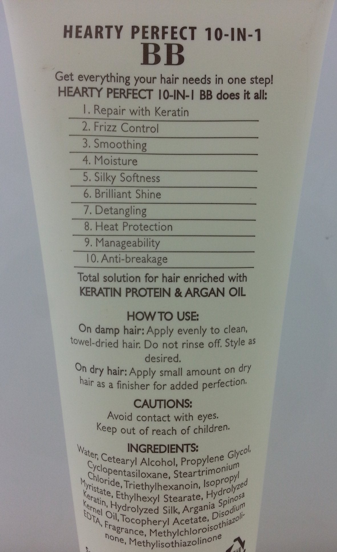 Elabore Hearty BB 10-in-1 application demonstrates smoothing and conditioning benefits.