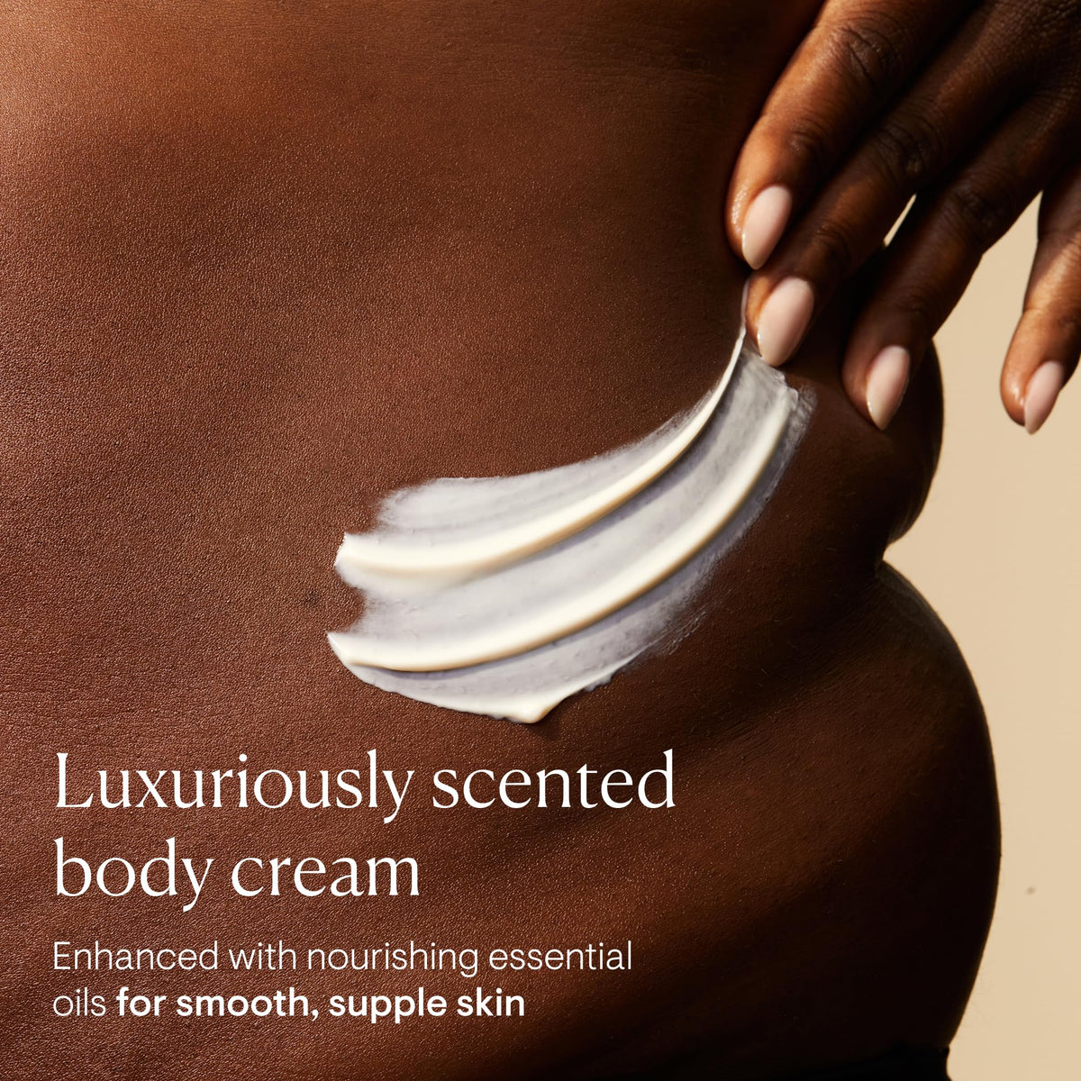 ELEMIS Frangipani Monoi texture reveals rich emulsion for nourishment.