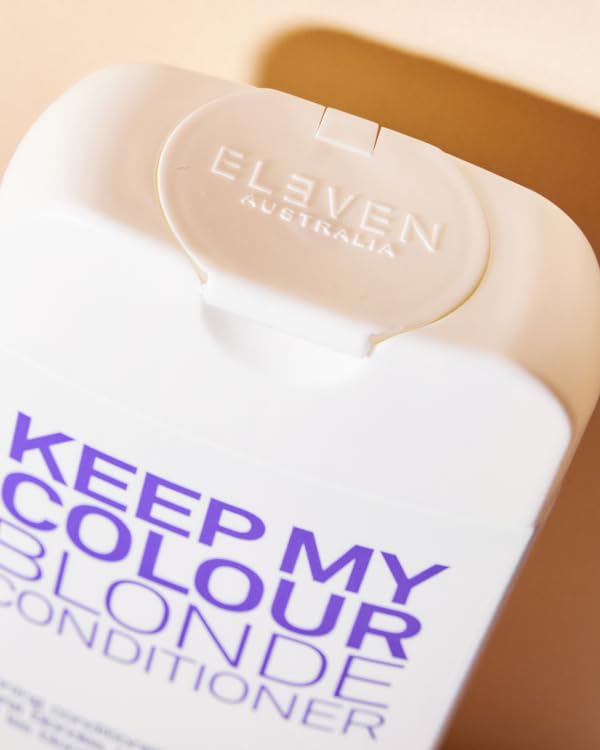 ELEVEN AUSTRALIA Keep My Colour Blonde Conditioner application demo demonstrates easy distribution and brassy neutralization