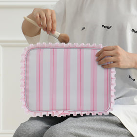Lightweight nylon material of Embrunioice bag highlighting durability