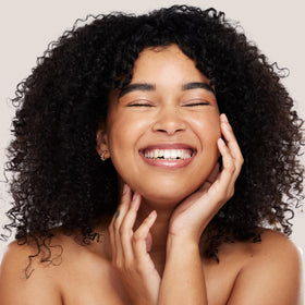 Enjoy Clarifying Shampoo chelates minerals from hard water for refreshed strands.
