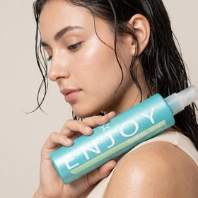 Enjoy Thermal Spray finish delivers radiant shine without weighing hair down.