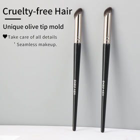 ENZO KEN angled concealer brush nose contour detail for precise shading.