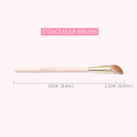 ENZO KEN angled concealer brush showing rhomboid ferrule detail for durability