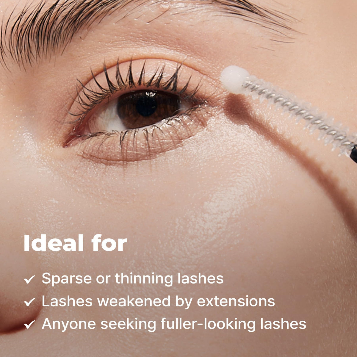 EPAIS curved brush for even lash coating and conditioning