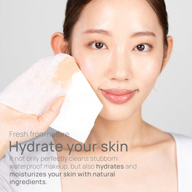 Epielle Argan Oil Makeup Remover Wipes removing waterproof mascara in action