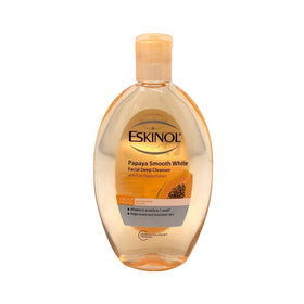 Eskinol Naturals Papaya cleanser foam closeup, delivering gentle cleansing and smooth skin.