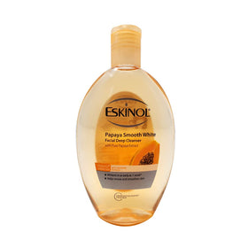 Eskinol Naturals Papaya cleanser suited for daily routines, refreshing cleanse.