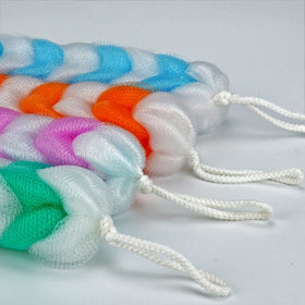 Eslite loofah cleans easily for quick shower maintenance