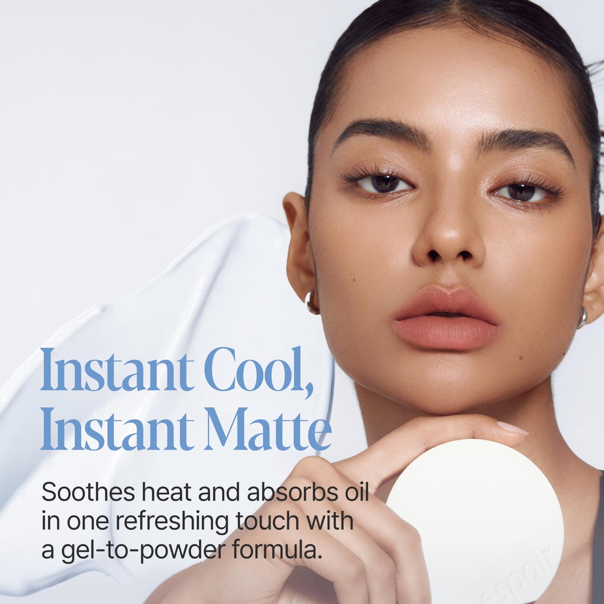 Espoir Be Velvet Cooling Cushion swatch demonstrating gel-to-powder texture