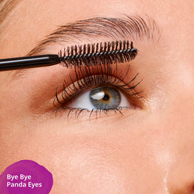 essence Bye Bye Panda Eyes lash swatch demonstrating defined volume
