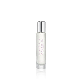 Estée Lauder Beautiful Magnolia Fleur bottle front view highlights radiant floral elegance.