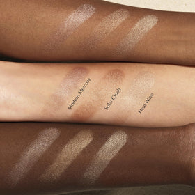 Estée Lauder Bronze Goddess Highlighter swatch reveals luminous pearl finish for day-to-night glow