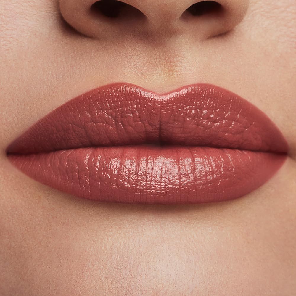 Estée Lauder Pure Color swatch on lips showing depth and definition