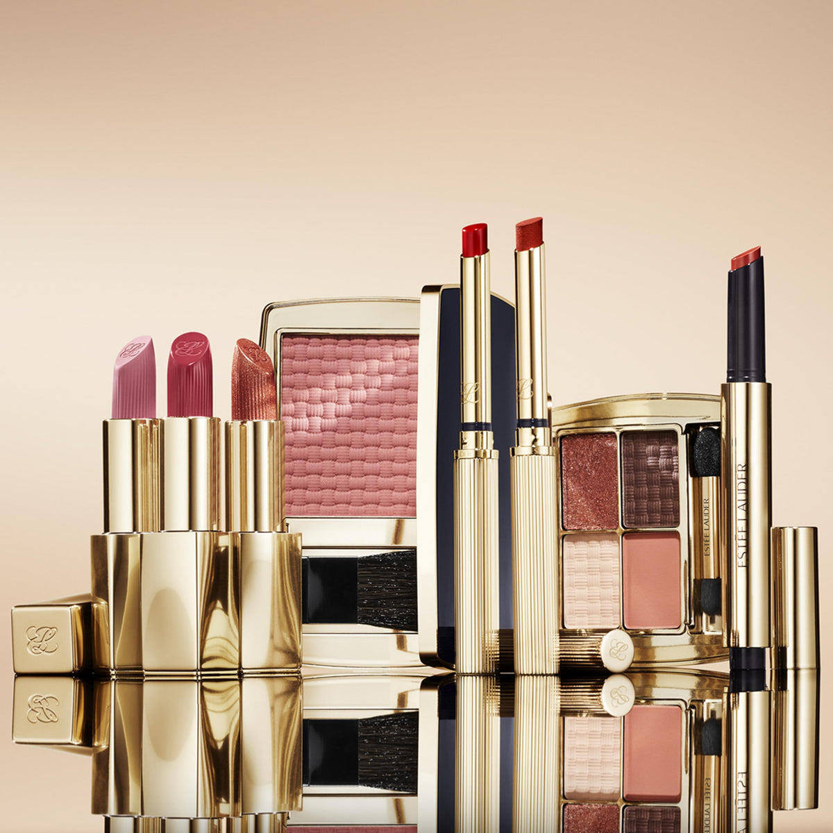 Refillable compact for two-shade customization and extended use