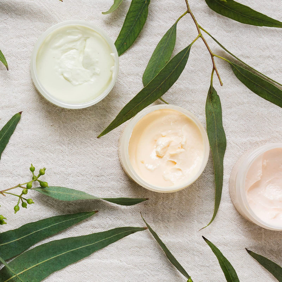 Eternal Moment 6oz cosmetic jar for lotion storage keeps products organized