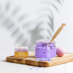 Eternal Moment versatile jar for homemade cosmetics and samples.