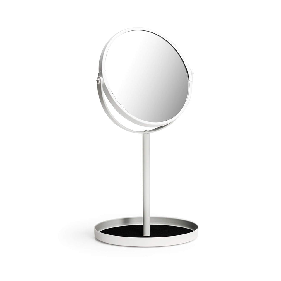 Ettori makeup mirror with 360 swivel for flexible makeup angles.