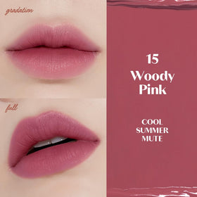 ETUDE Fixing Tint Woody Pink on lips for smooth, even coverage