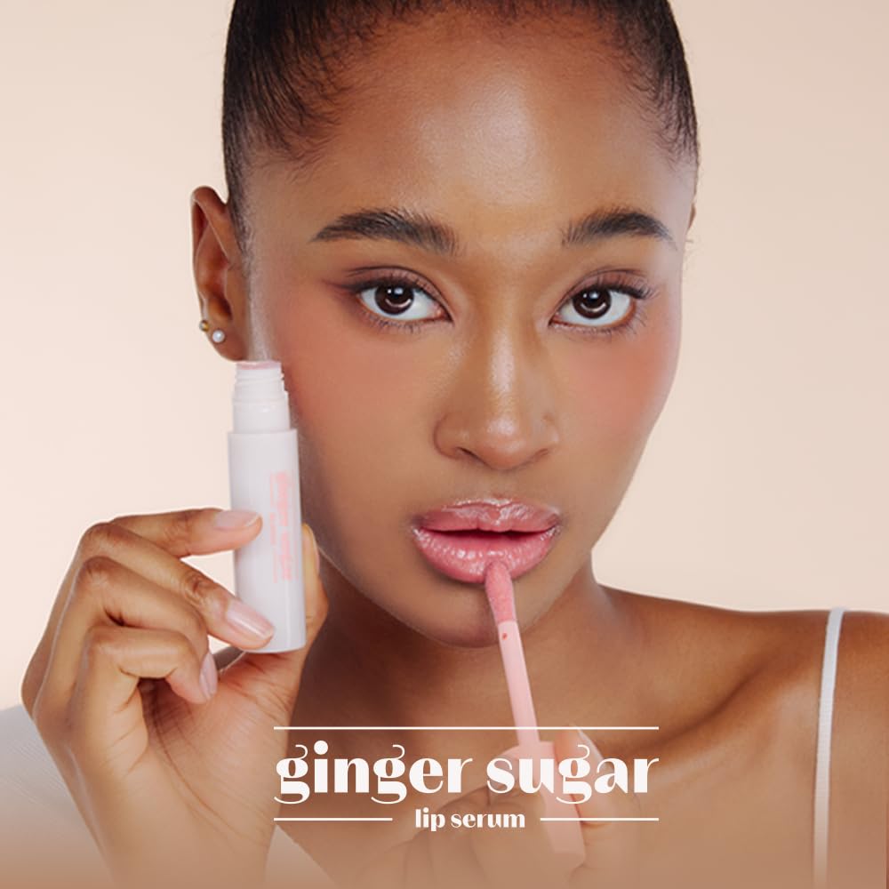ETUDE Mega Tip applicator in use for easy, precise lip hydration.