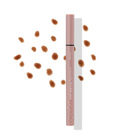 ETUDE Naturally Freckle Pen light brown swatch for a natural freckle illusion.