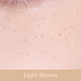 ETUDE Naturally Freckle Pen sponge-tip close-up for precise dotting and control.