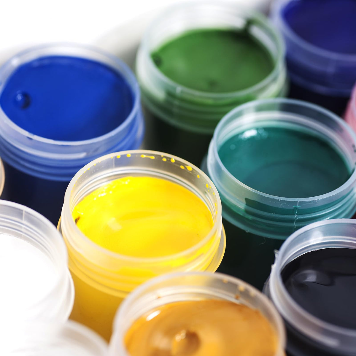 Eupako labels and marker help customize and date ingredients