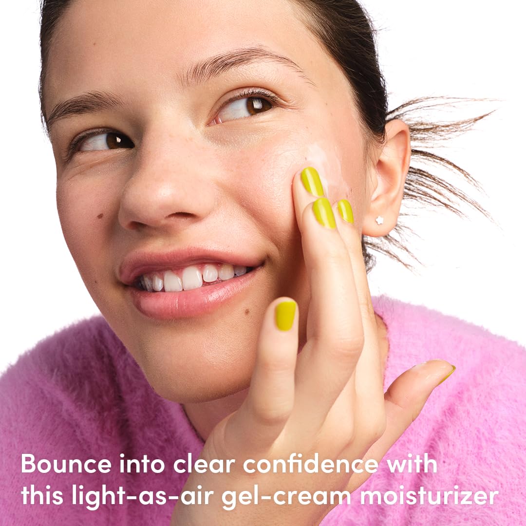 Evereden Steer Clear cleanser foam closeup highlights airy, gentle lather.