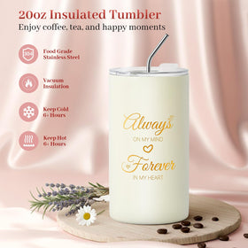 Evermow aromatic candle fills the room with a delicate rose scent.