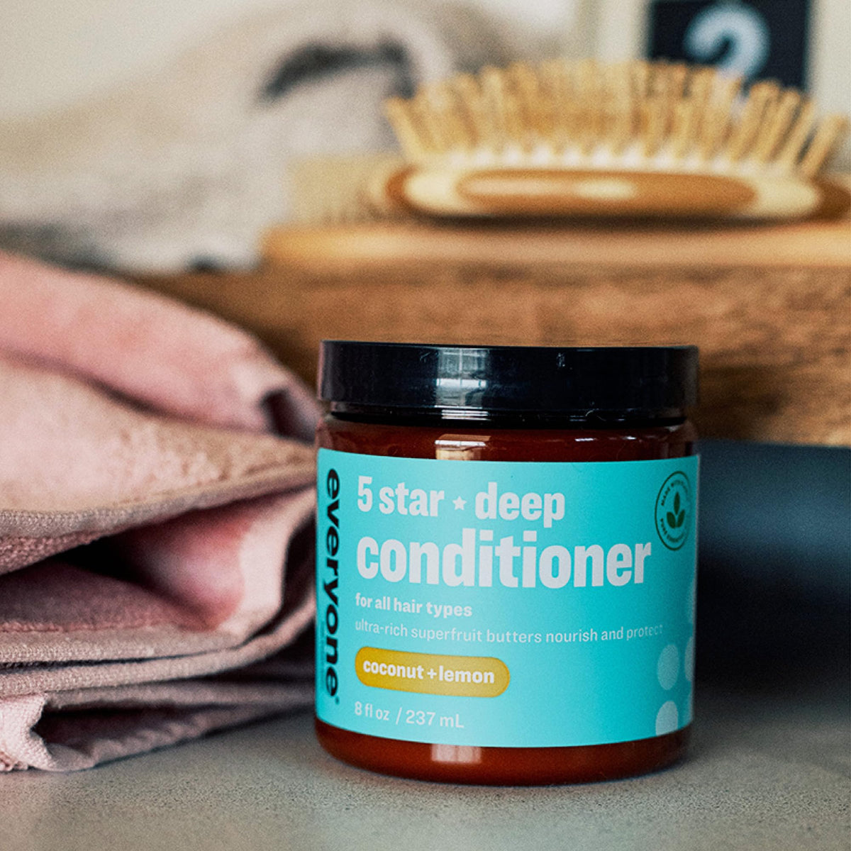 Everyone 5 Star Deep Conditioner coconut lemon jar with 8 oz recycled packaging.