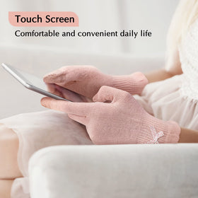 Evridwear Featherweight Pink Gloves for gentle therapy and touchscreen use.