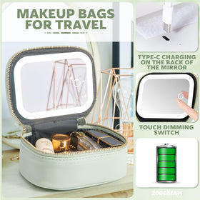 Interior layout of Extrei Gent bag shows tidy cosmetic organization.