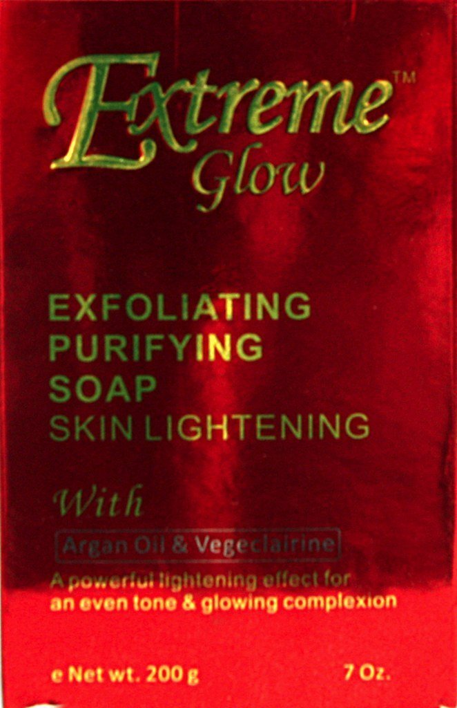 Extreme Glow Exfoliating Purifying Soap 200g bar purifies skin and promotes radiant, even tone.