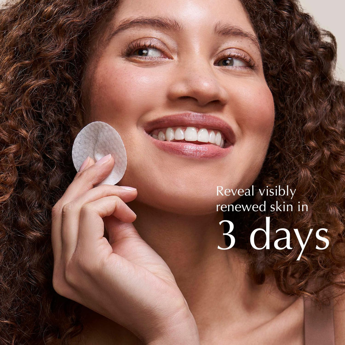 EXUVIANCE Performance Peel AP25 neutralizer pad for safe post-treatment neutralization.