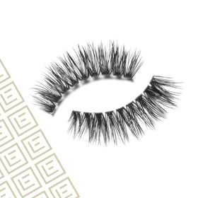 Eylure Luxe Faux Mink Regal silk-fiber detail showing tapered edges